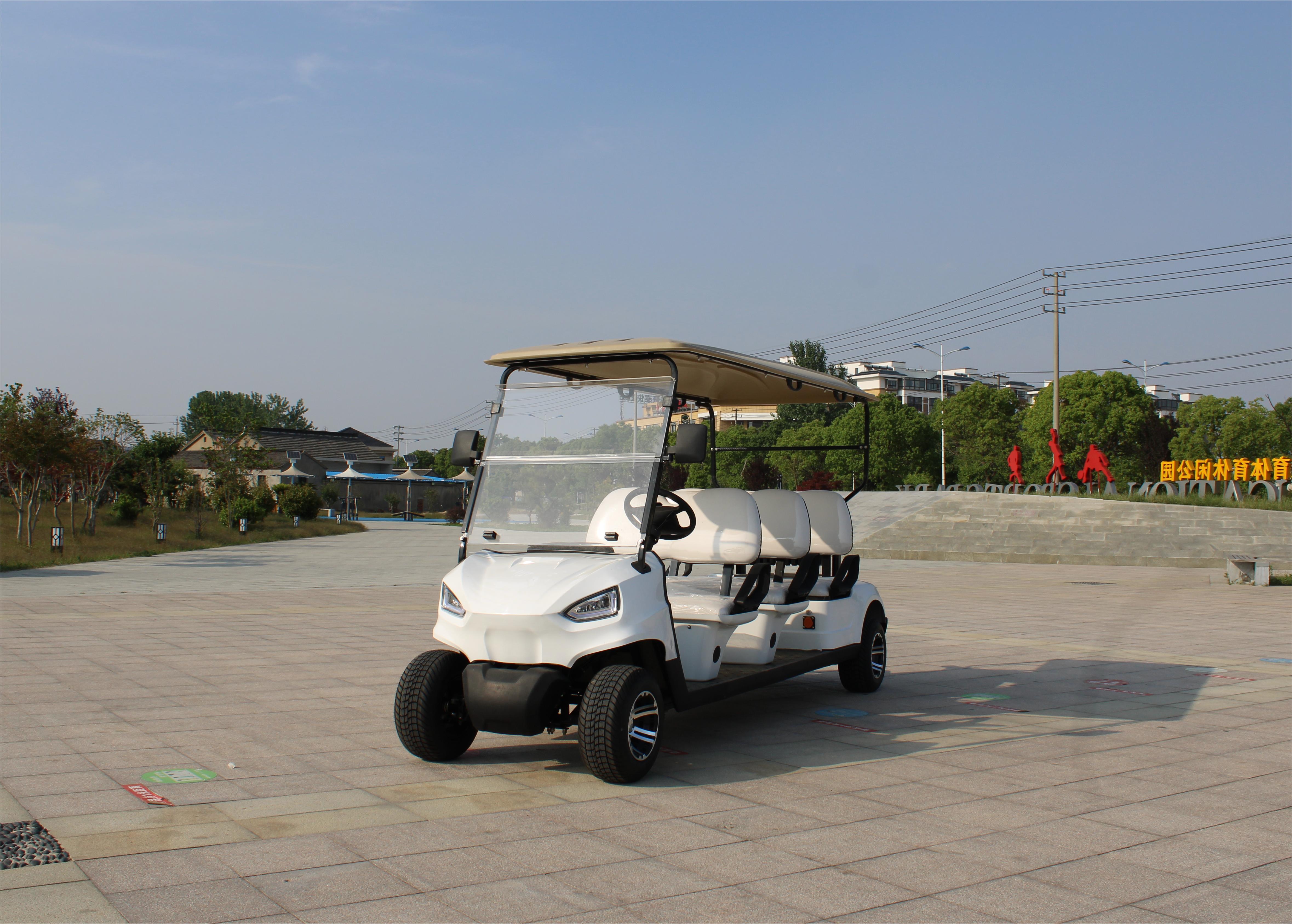6座高爾夫球車